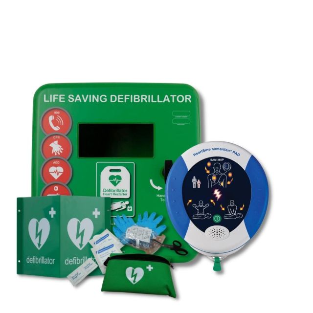 Green Defib Store Unlocked, Outdoor defibrillator cabinet next to Heartsine Samaritan PAD 350P defibrillator in carry case and 3D outdoor Defibrillator wall sign and Defib Store Rescue Ready Kit.
